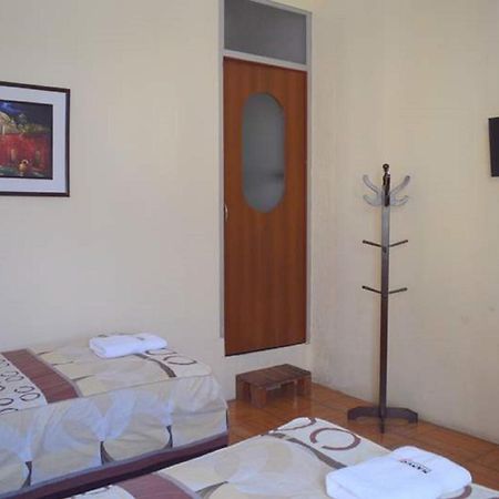Mango Hostel B&B อาเรกิปา ภายนอก รูปภาพ