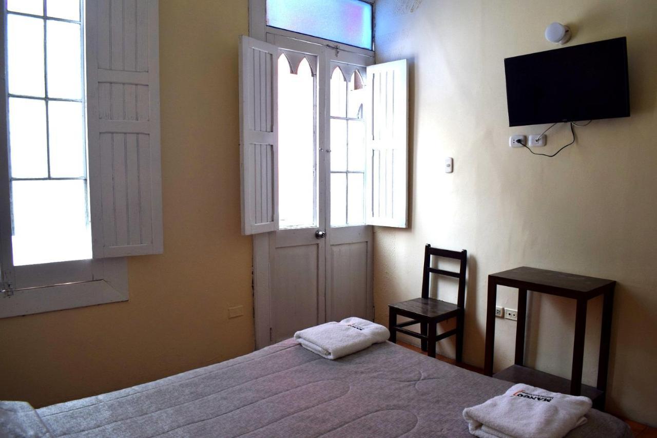 Mango Hostel B&B อาเรกิปา ภายนอก รูปภาพ