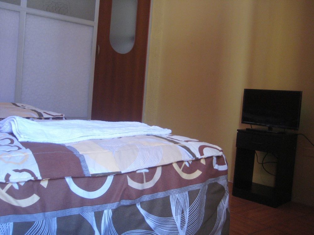 Mango Hostel B&B อาเรกิปา ภายนอก รูปภาพ