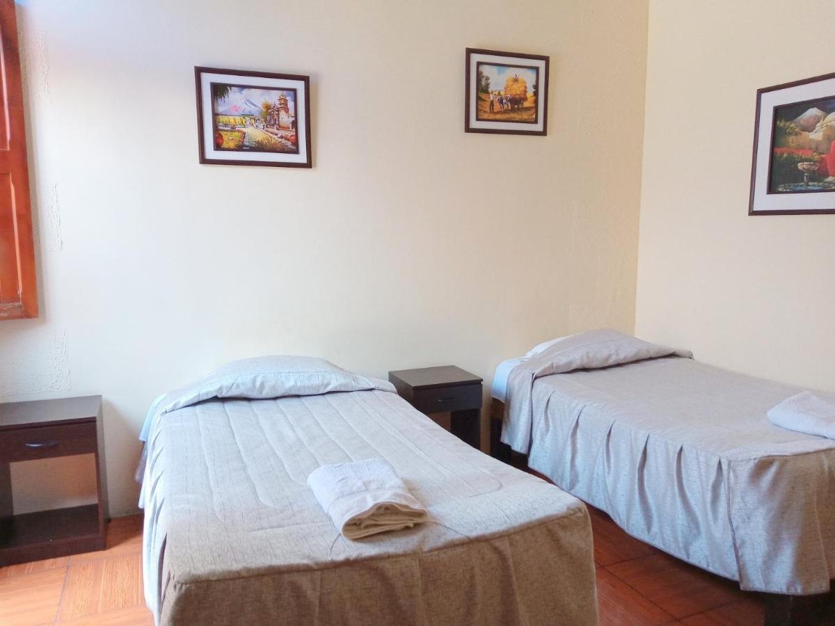 Mango Hostel B&B อาเรกิปา ภายนอก รูปภาพ